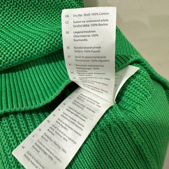 COS Chunky Knit Vest - Picture 12 of 12